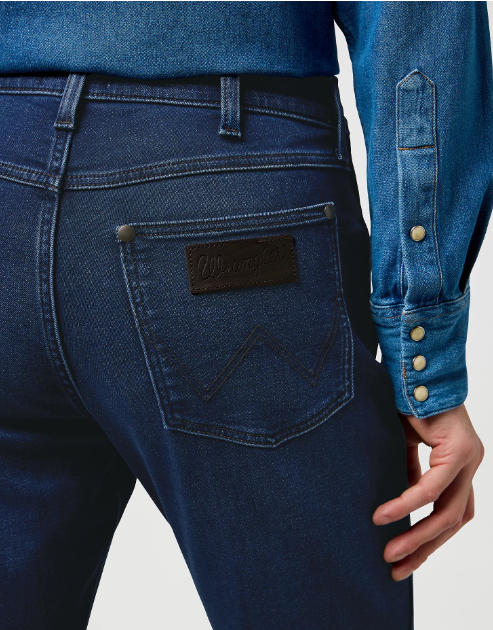 Wrangler - Larston High Stretch Slim Tapered Jean - W30-L30