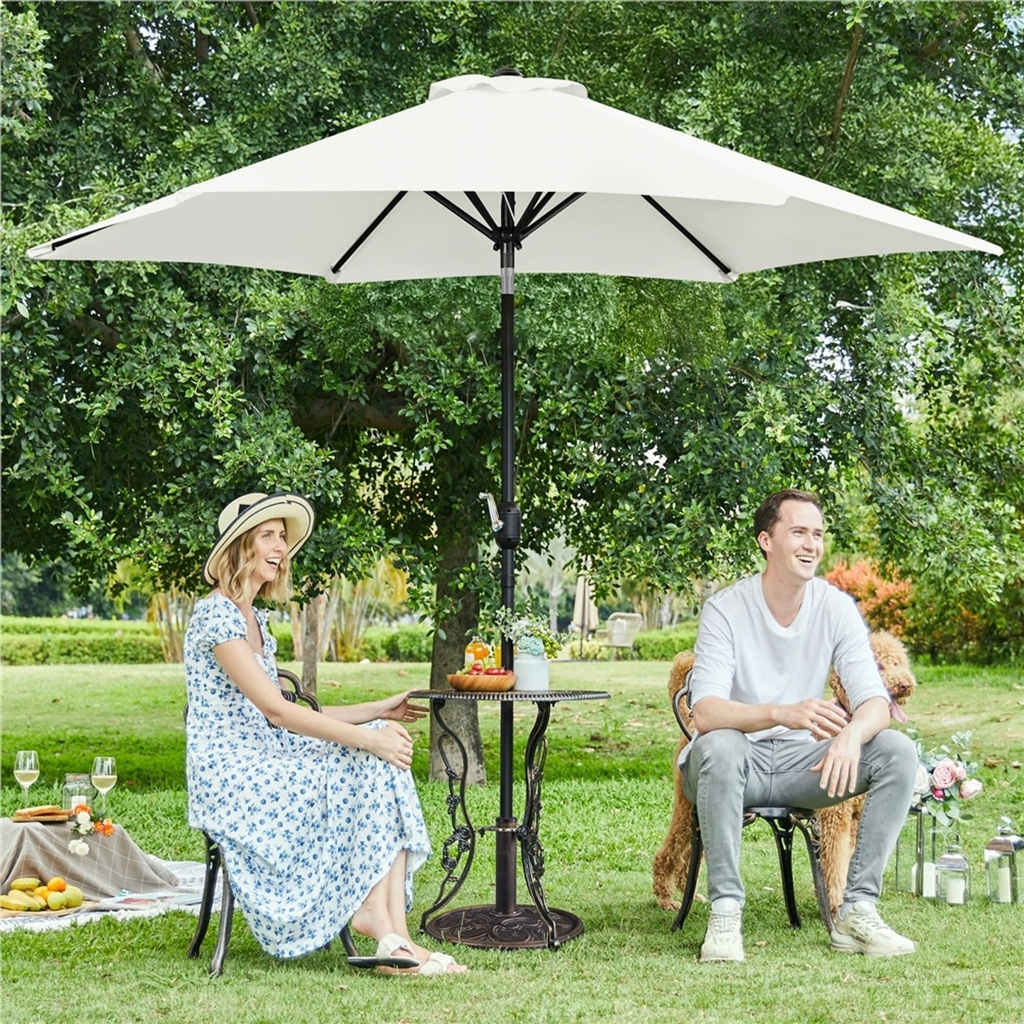 Parasol Yaheetech avec pied et fonction d'inclinaison, ø 269 cm - Protection UV UPF50+ - Blanc crème