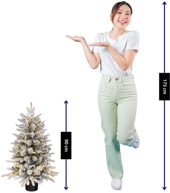Black Box Trees Sapin de Noël artificiel Grimshaw avec neige H90 x P61 cm - Sapin artificiel en pot - Sapin de Noël artificiel d'intérieur - 120 branches - Vert