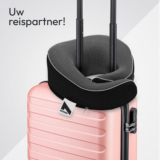 NOHRD Oreiller cervical pour avion - Oreiller de voyage - Noir - Mousse à mémoire de forme - Bouchons d'oreille, masque de sommeil et sac de transport inclus - Mousse à mémoire de forme - Soutien cervical