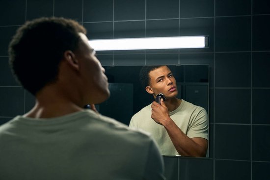 Philips Shaver Series 5000 - Rasoir électrique - Rasage sur peau sèche ou humide - Technologie SkinIQ - S5889/11