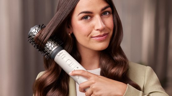 Philips Air Styler série 7000 – Brosse-sèche-cheveux – Pour des cheveux brillants, sains et pleins de volume – BHA710/00