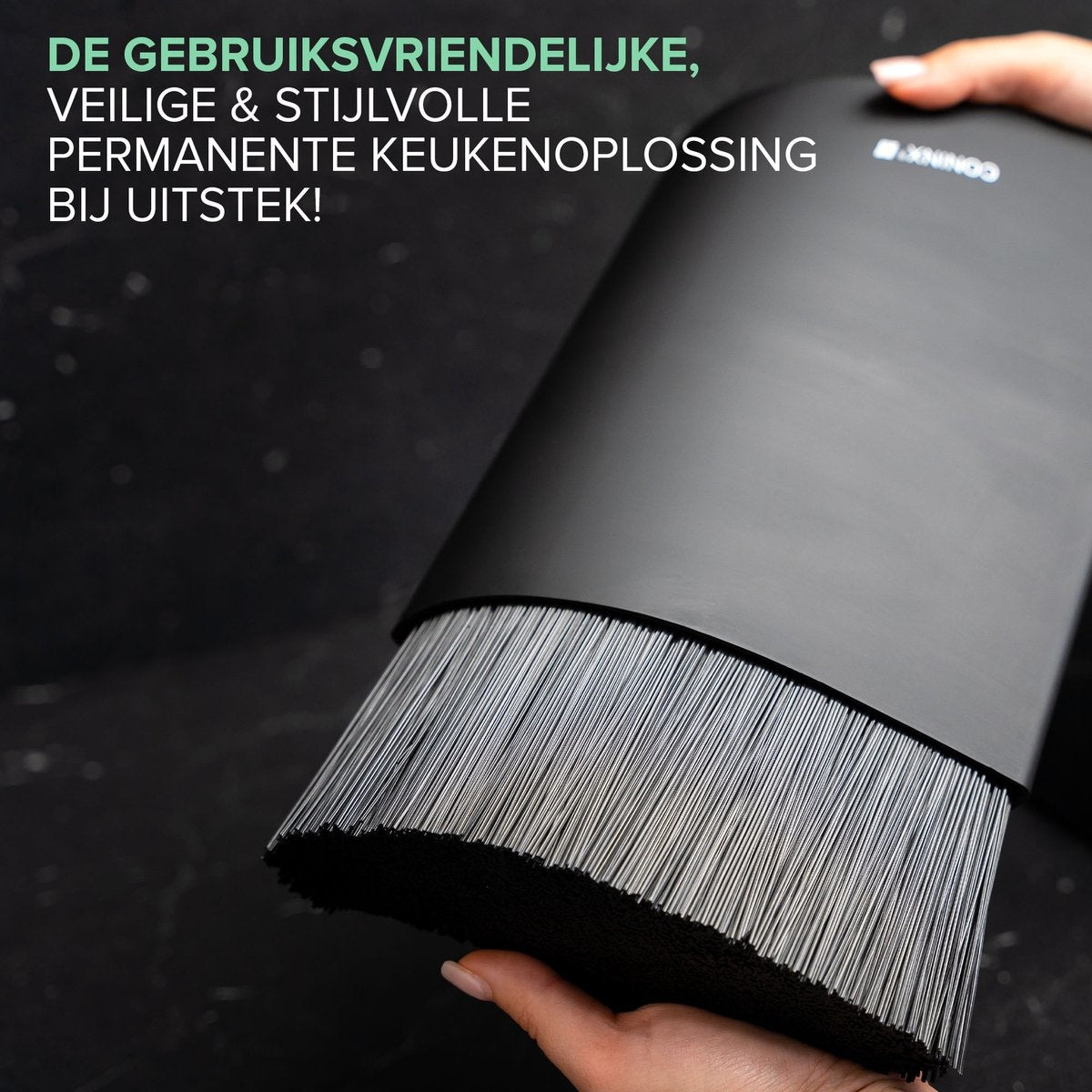 Coninx Viro Knife Block - Porte-couteaux Universel - A l'exclusion des couteaux - Plastique - Noir
