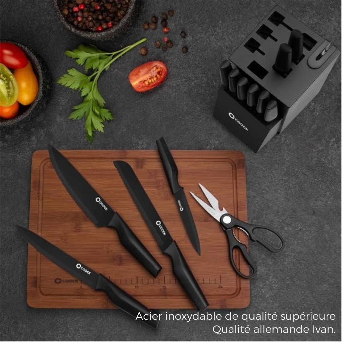 Couteaux en set avec bloc et planche à découper pliante - COOCK - Couteaux de cuisine - Ciseaux - Aiguiseur de couteaux - Set d'ustensiles de cuisine 15 pièces dans un bloc à couteaux - Acier inoxydable - Avec revêtement 'Non Stick' - Noir