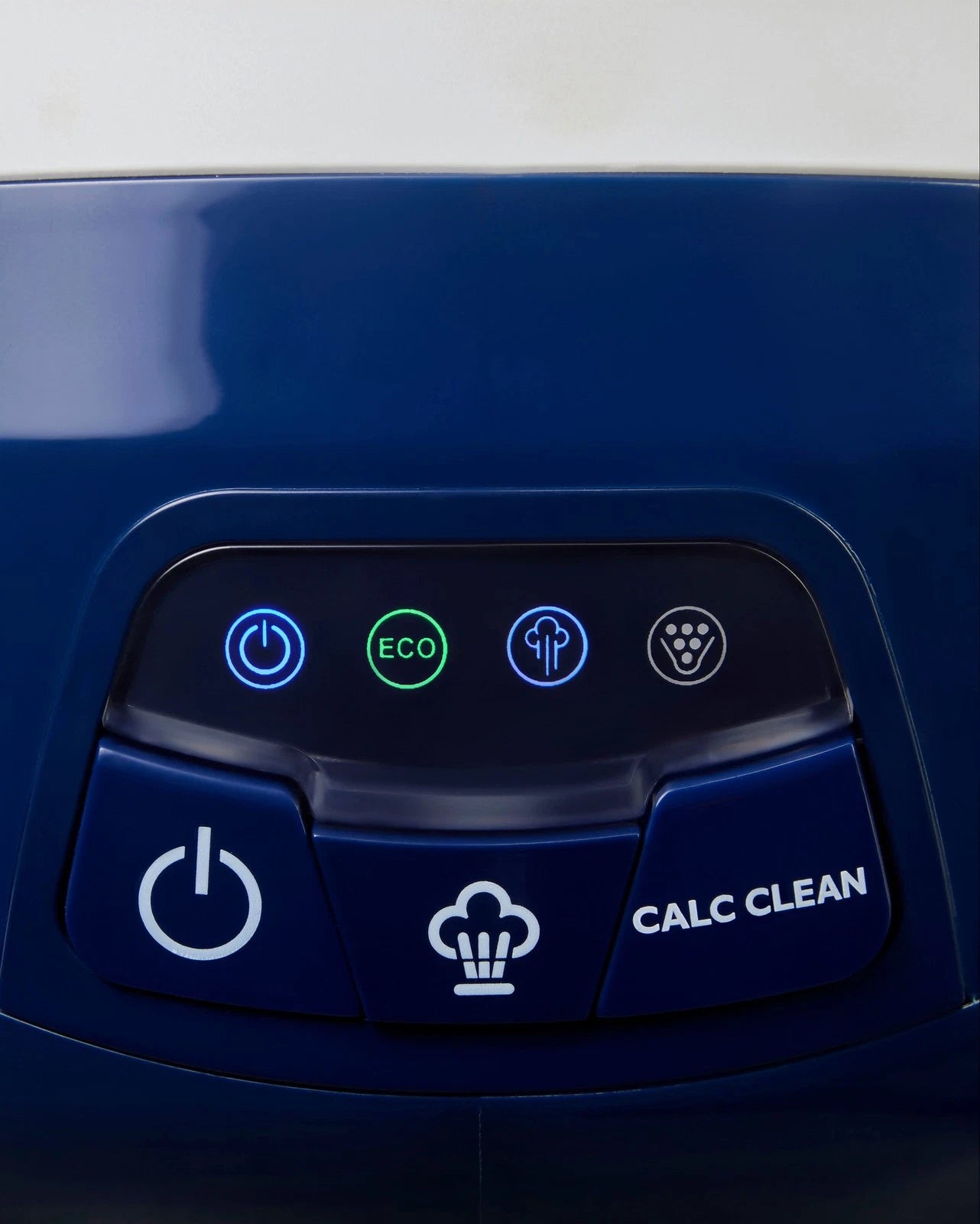 Hanseatic - Station de repassage à vapeur avec pression de vapeur de 6,5 bars - Vapeur verticale et réservoir d'eau amovible - Système anti-calcaire et temps de chauffe rapide - Plastique bleu et noir