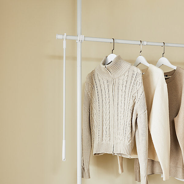 SoBuy Freestanding Walk-In Cabinet - Armoire télescopique / Meuble de rangement - B145 x D42.4 x H227 cm - Blanc